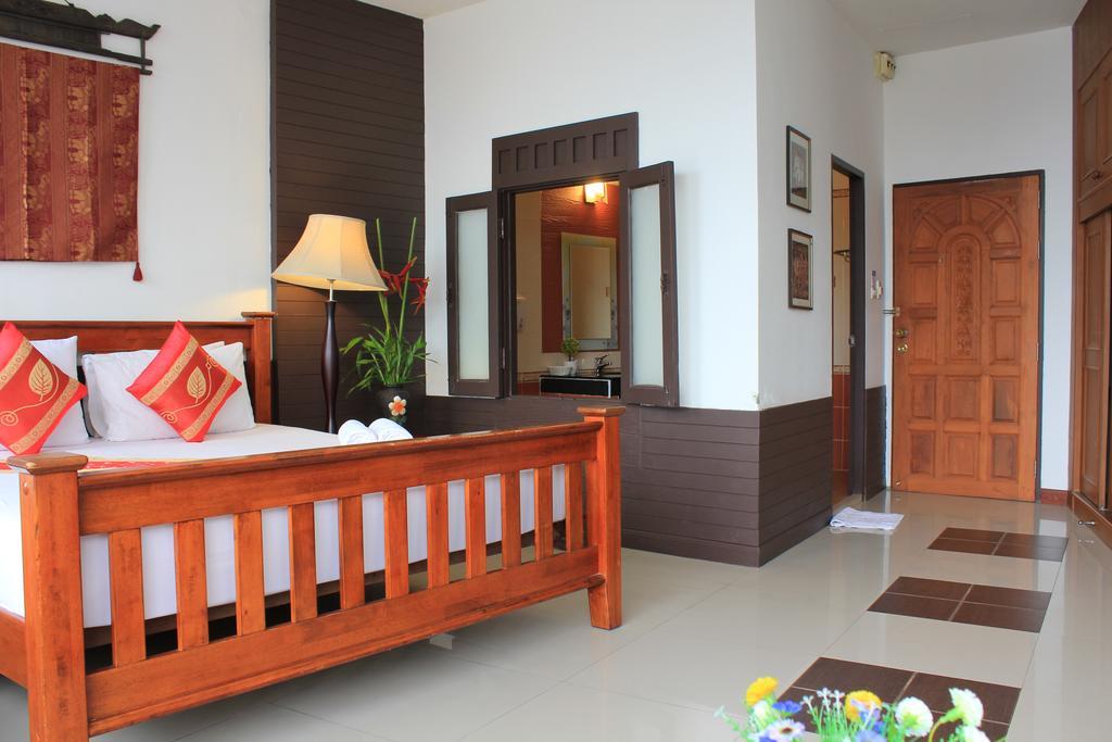 Mook Anda Hotel Phuket Esterno foto