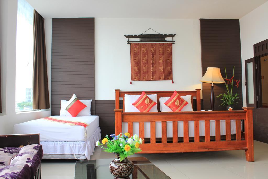 Mook Anda Hotel Phuket Esterno foto