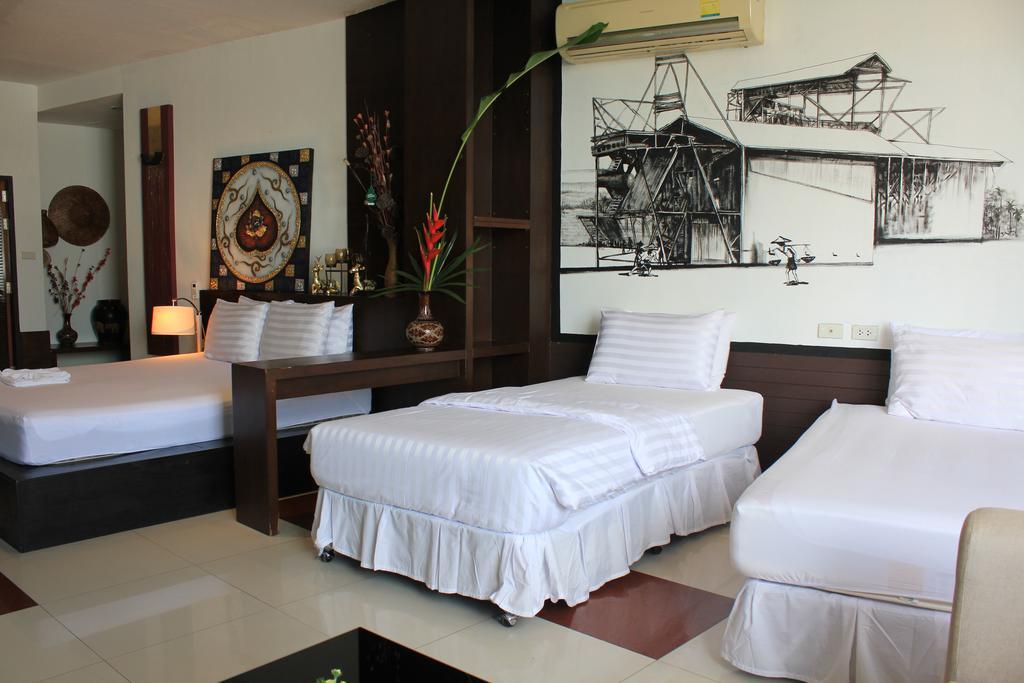 Mook Anda Hotel Phuket Esterno foto