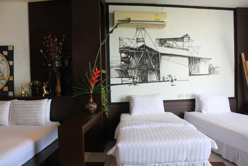 Mook Anda Hotel Phuket Esterno foto